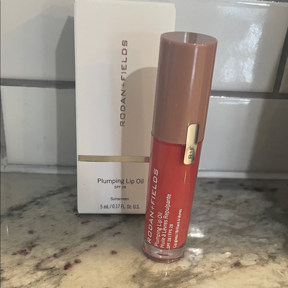 Rodan + Fields Plumping Lip Oil - Vibrant Coral New in Box